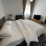 Luxury Wadi Front Apartment 2